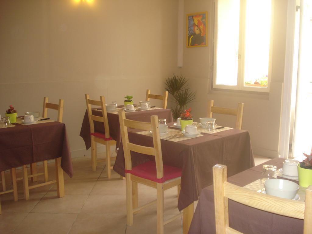 Hotel Le Terminus Tarascon Zewnętrze zdjęcie