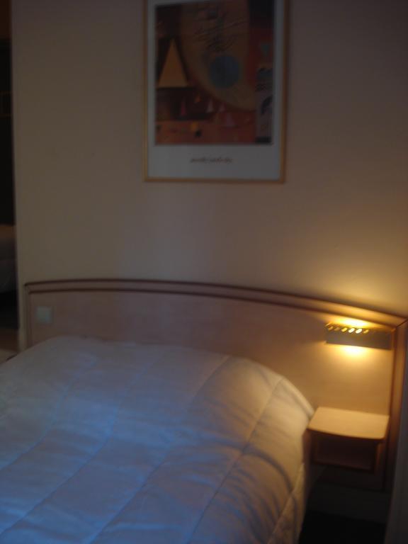 Hotel Le Terminus Tarascon Zewnętrze zdjęcie