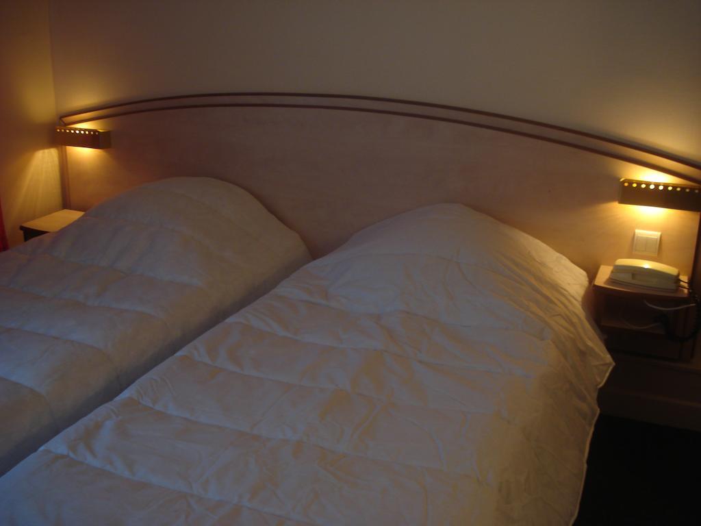 Hotel Le Terminus Tarascon Zewnętrze zdjęcie