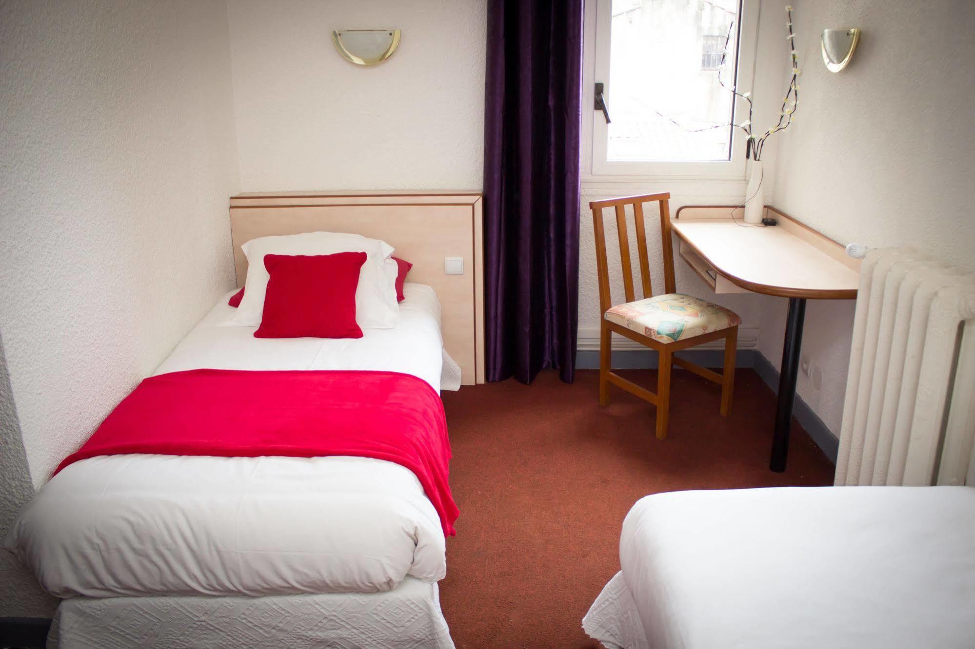 Hotel Le Terminus Tarascon Zewnętrze zdjęcie