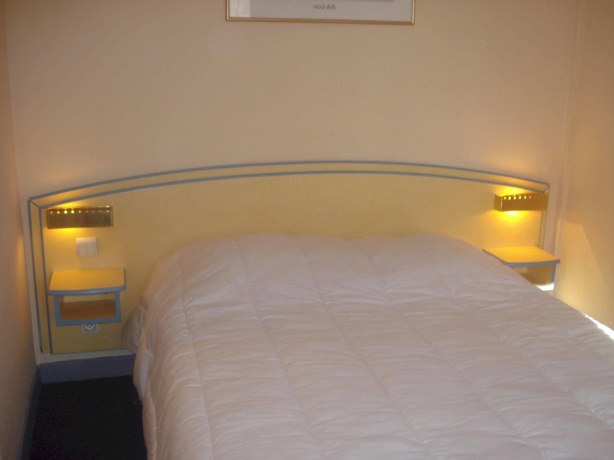 Hotel Le Terminus Tarascon Zewnętrze zdjęcie